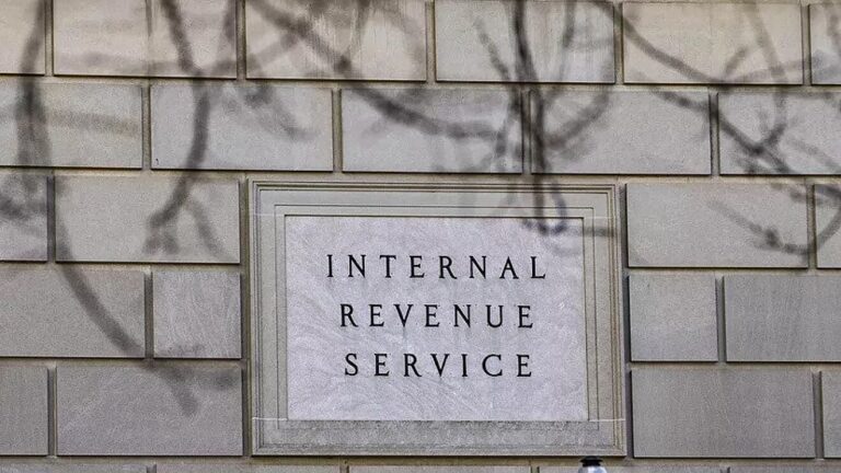 When Is IRS Accepting 2022 Tax Returns